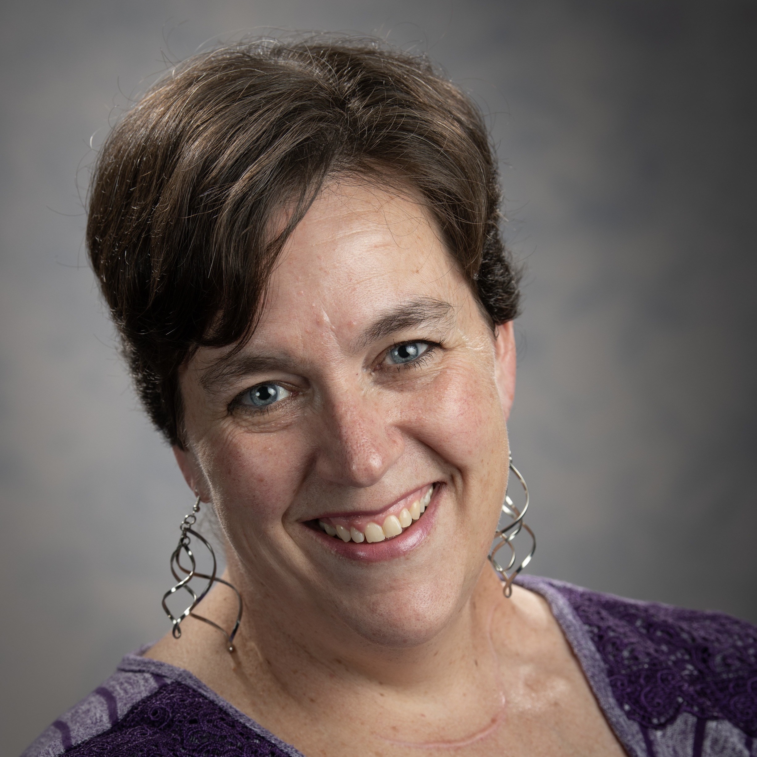 Sue, Assistant to CEO